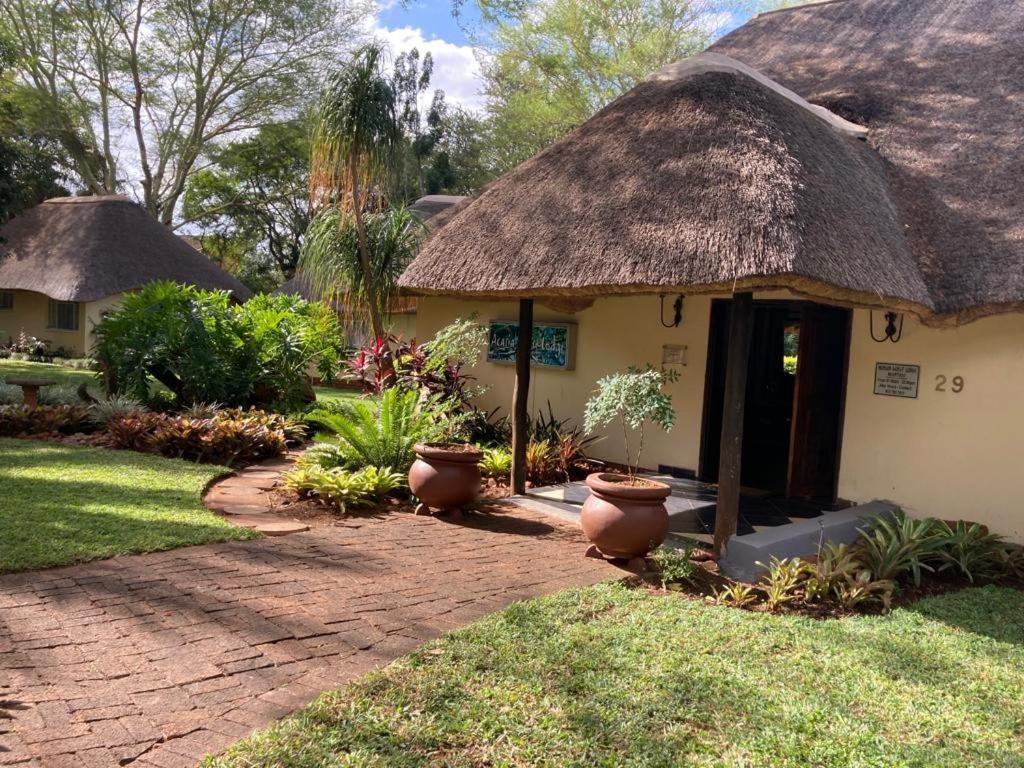Acasia Guest Lodge Komatipoort Eksteriør bilde